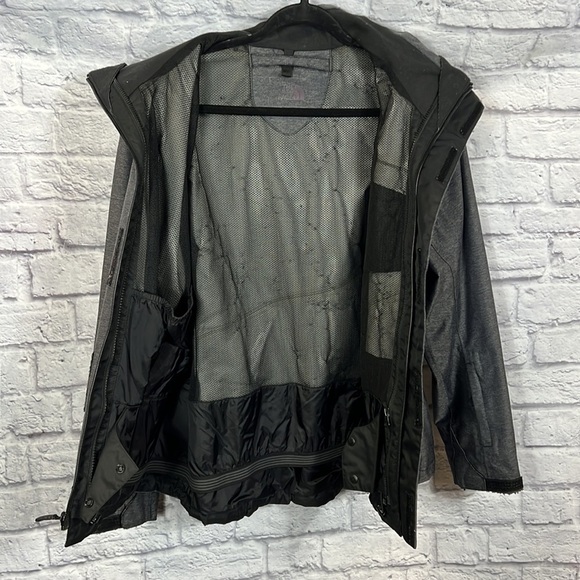 The North Face windbreaker jacket | size large | gray - Picture 8 of 12